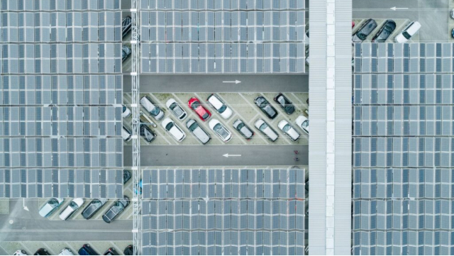 Moodbild Solarfaltdach Parkplatzfläche